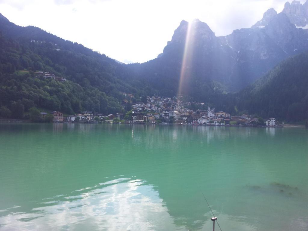 Appartamenti Chalet Al Lago Alleghe Cameră foto
